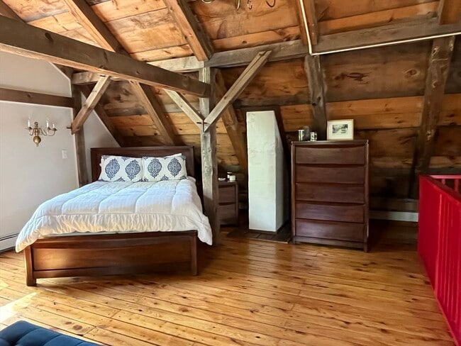 Photo - 102 New Templeton Rd