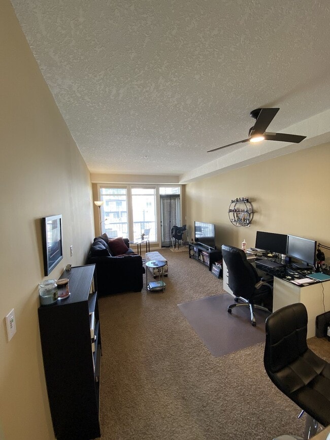 Photo - Convenient 1 Bedroom/1Bathroom Condo Located in the Lake Community of Mid(IP082) Unit 210