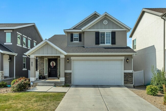 Photo - 885 2800 N House