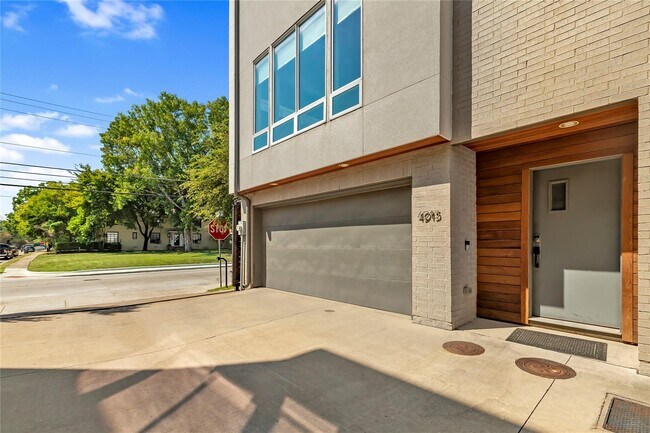 Photo - 4915 Flitwick Ct