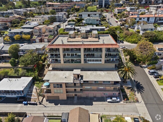 Building Photo - 2910 S Peck Ave Rental