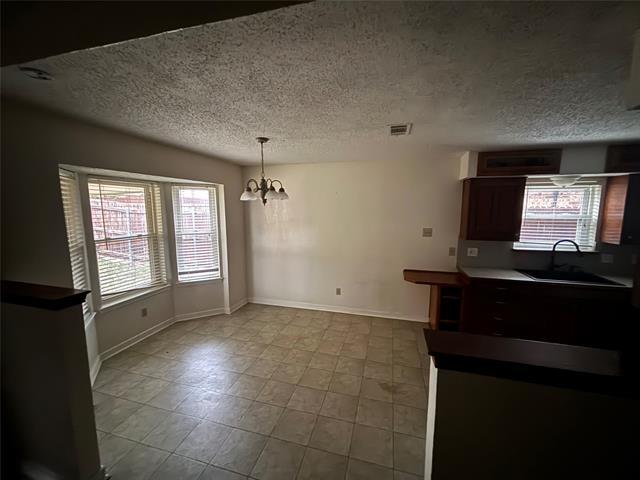 Photo - 5916 Birchhill Rd