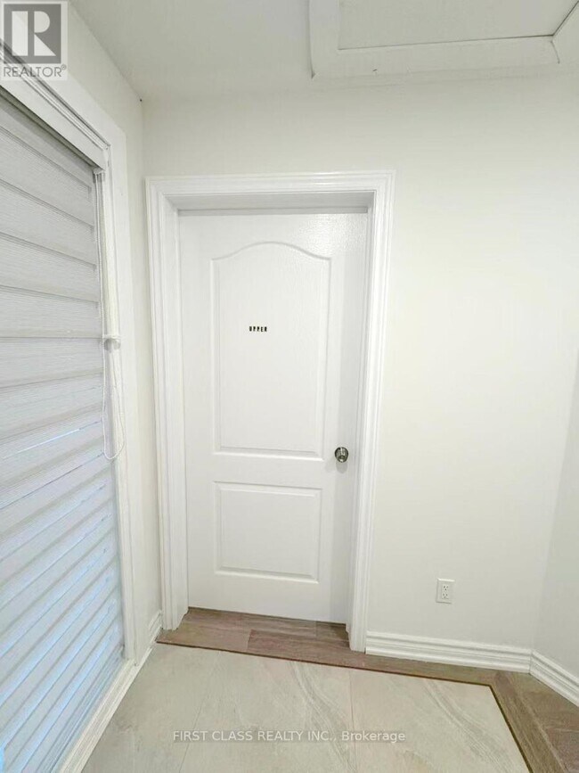 Photo - 741 Proctor Rd