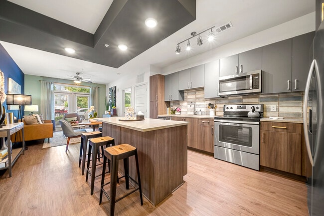 2BD, 2BA - 1052SF - Kitchen