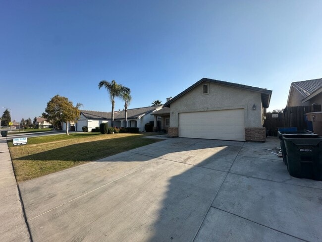 Photo - Charming 4-Bedroom Rental in Bakersfield, CA