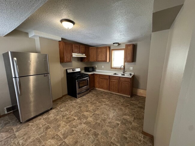 Photo - New!! Main Level 2 Bedroom in St Paul Duplex!! Unit A