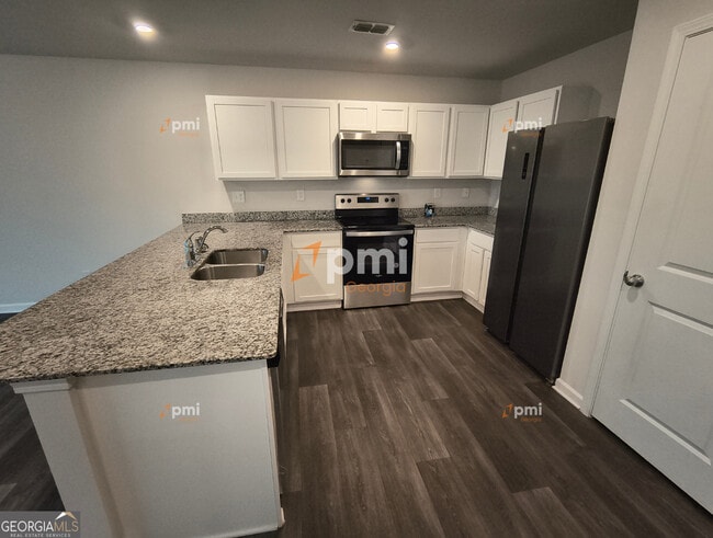 Photo - 141 Dogwood Ln