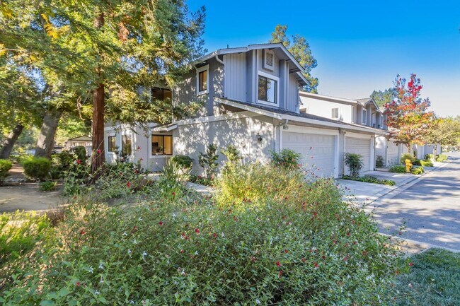 Beautiful serene lush green surroundings - 4926 Red Creek Dr Townhome