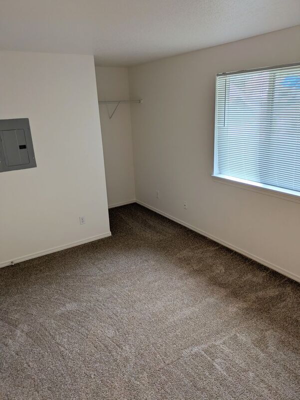 Photo - 17979 SW 115th Ave