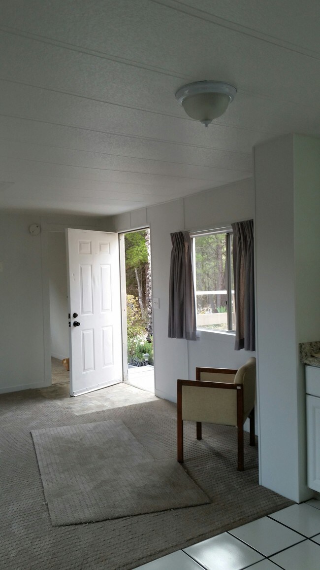 Photo - 33360 Decker School Rd