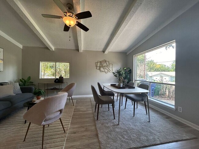 Photo - 6505 Arnold Dr Unit B