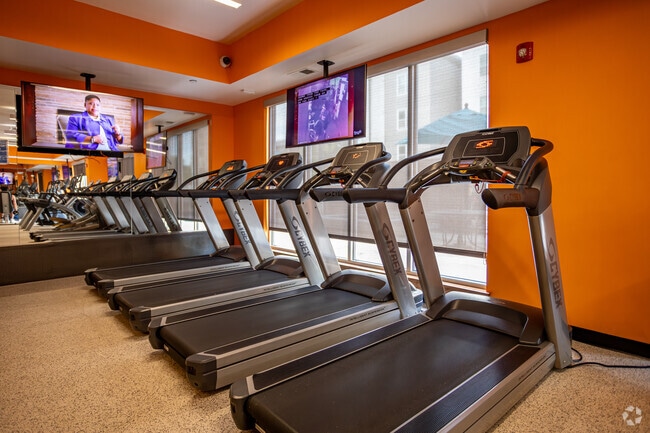 Fitness Center - University Walk | Student Housing