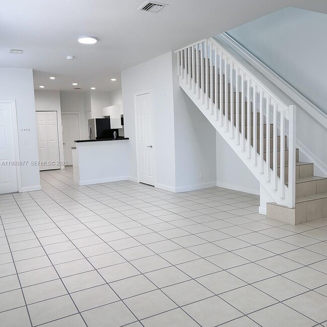 Photo - 3817 Tree Top Dr