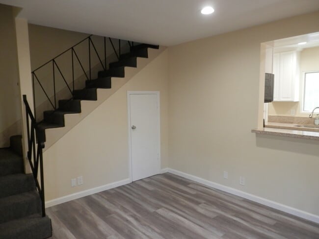 Photo - 11913 Culver Blvd Unit 3