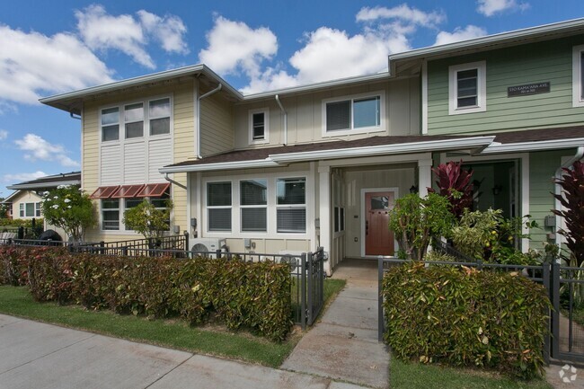 Building Photo - Pet friendly 3/2.5/2 In the heart of Kapolei Rental