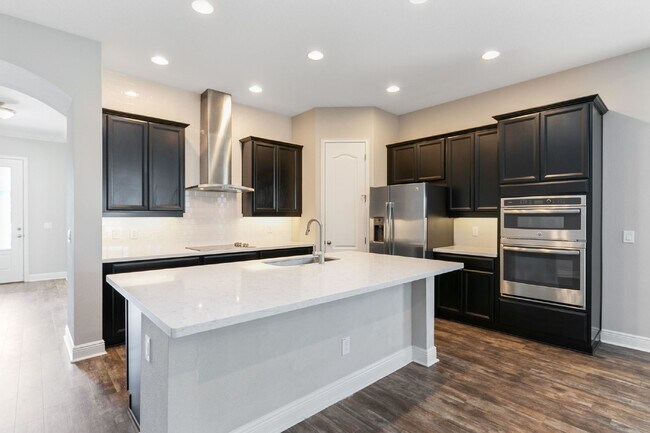 Laureate Park rental home w/4 bedrooms, 3 bathrooms