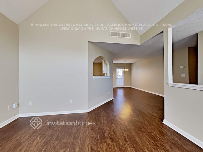 Photo - 174 St Ann Cir