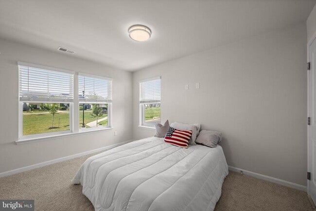 Photo - 434 Herringbone Wy
