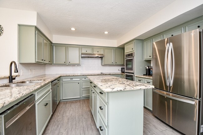 Photo - 7711 Hopewell Ln