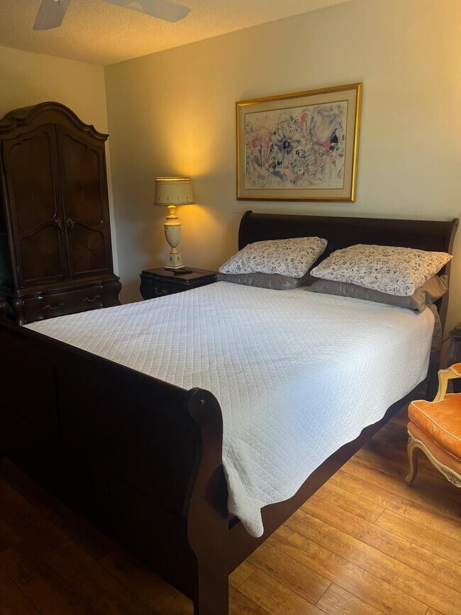 Photo - 5265 Brisata Cir Unit E