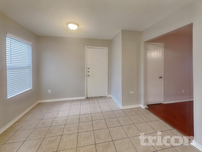 Photo - 7422 Amber Dr