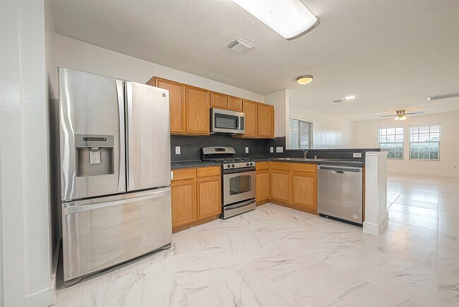 Photo - 20939 Young Meadows Way