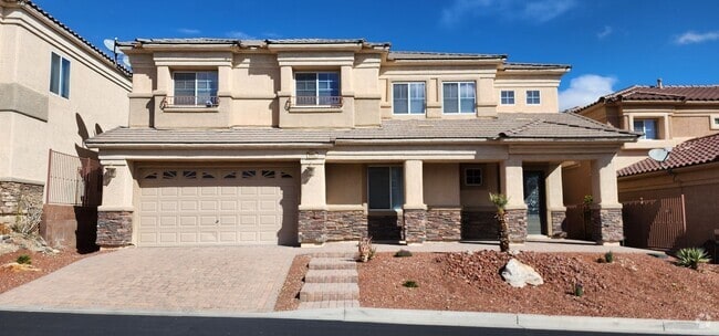 Building Photo - Spacious 5-Bedroom Home in Gated Las Vegas...