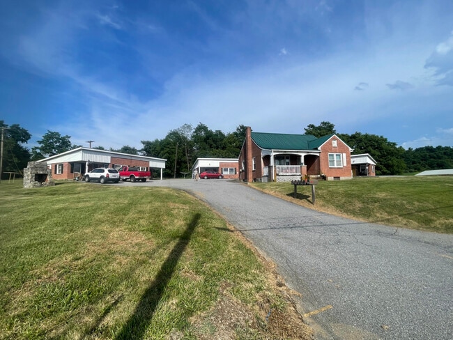 Photo - 15427 Buck Valley Rd Unit APT 4