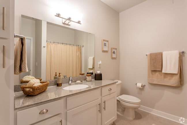 1BR, 1BA - The Mariner