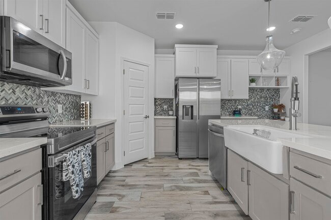 Photo - 1416 Eagles Ln
