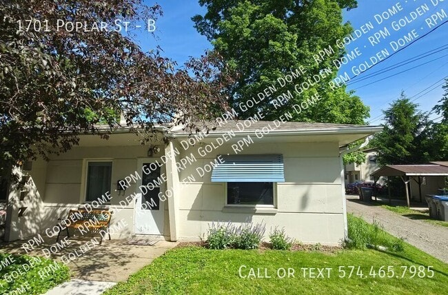 Building Photo - 1701 Poplar St Unit B