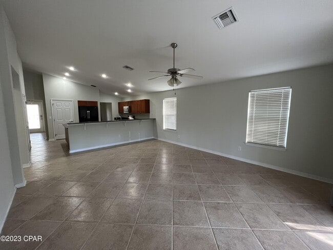 Photo - 103 Middleburg Dr