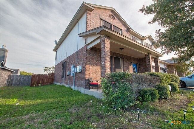 Photo - 5000 Willamette Ln