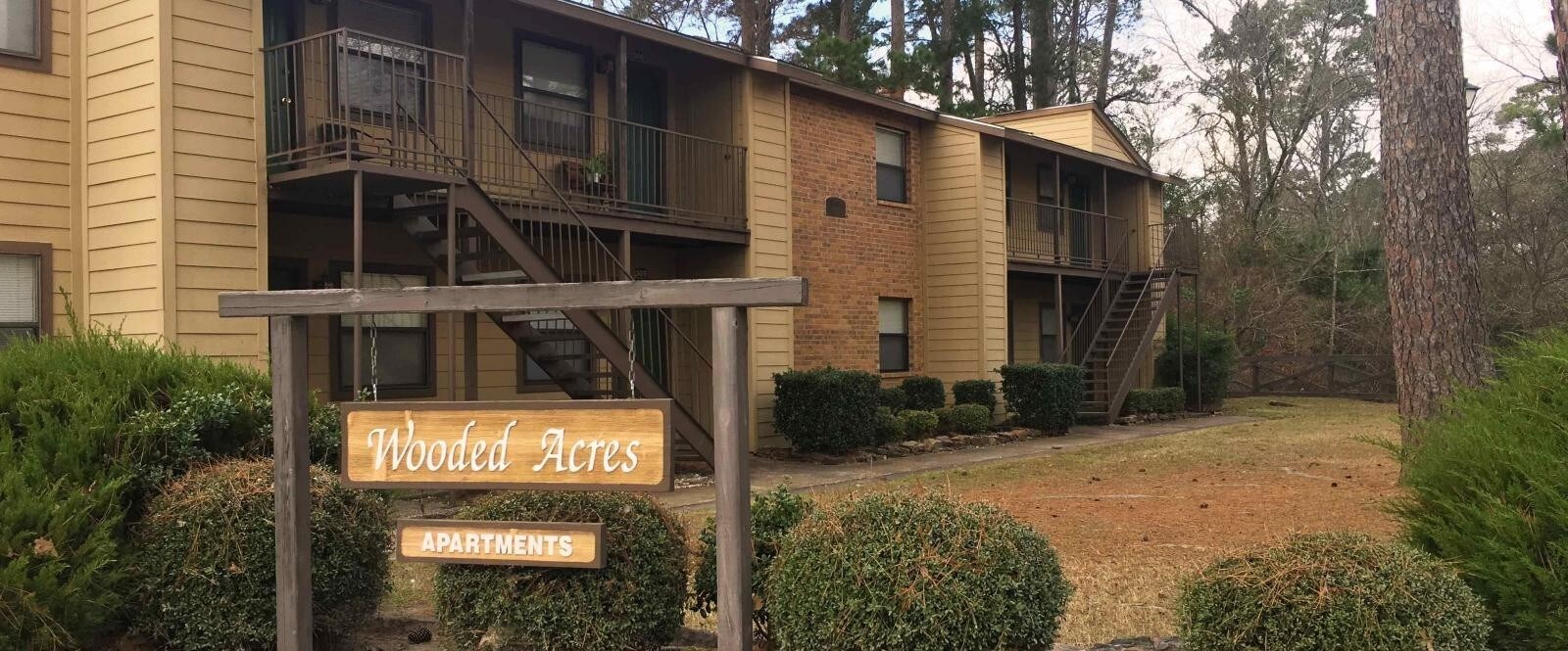 Wooded Acres - Wooded Acres Apartments