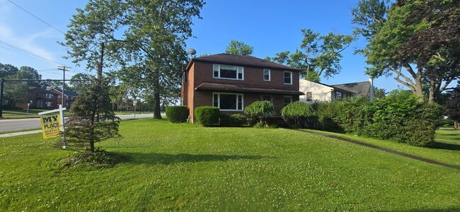 Photo - 3982 Meadowbrook Blvd