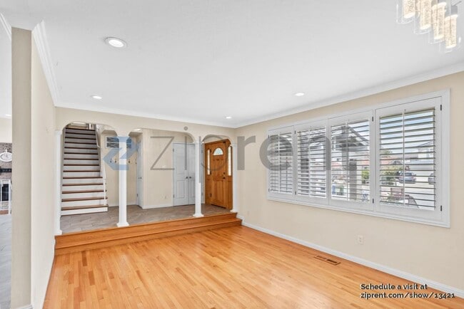 Photo - 5016 Wembley Ct