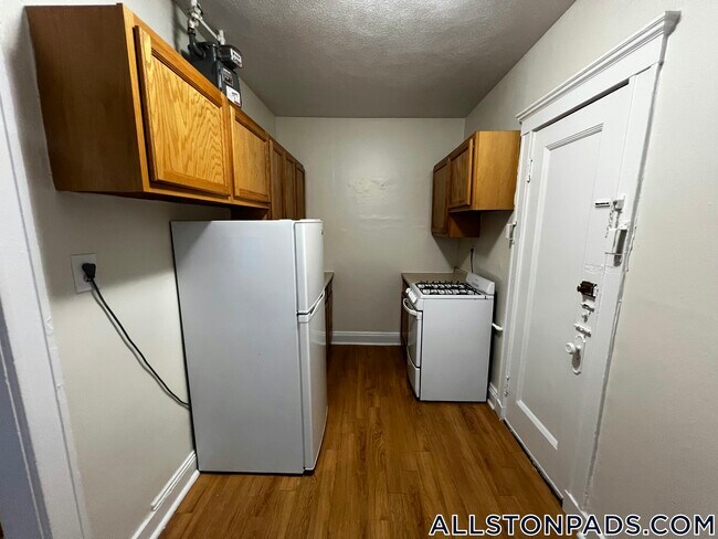 Photo - 109 Brainerd Rd Unidad 2