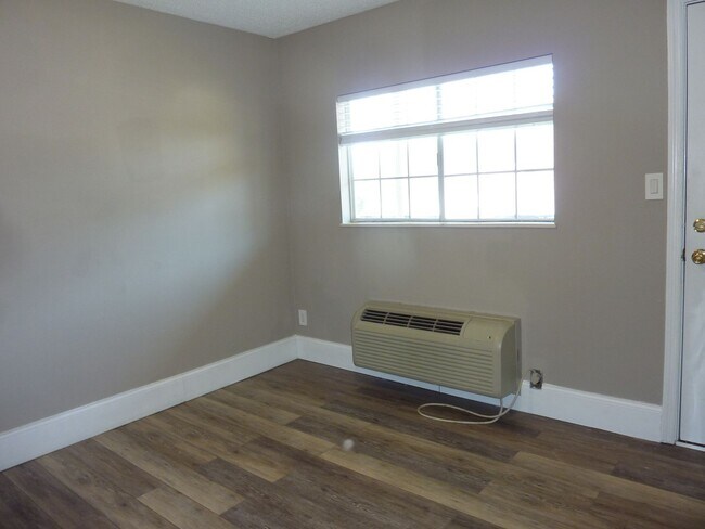 Photo - 510 14th St Unit ET406 BR1 (EVIP)