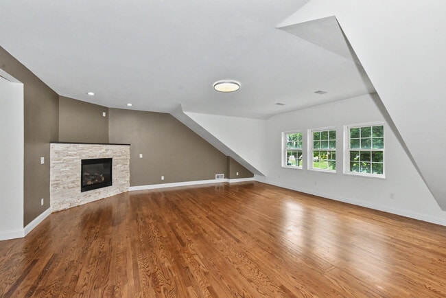 Photo - 502A W Garfield Ave
