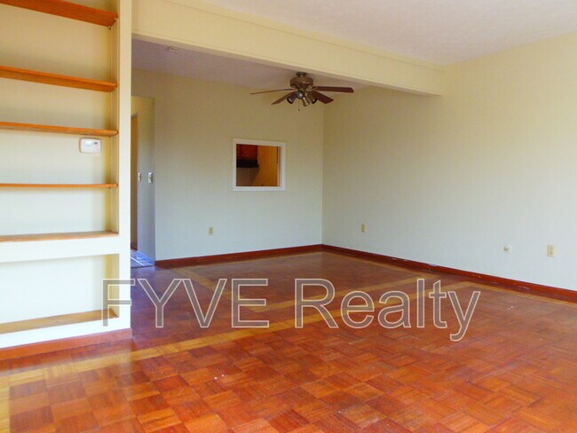 Photo - 2011 Baldwin Rd