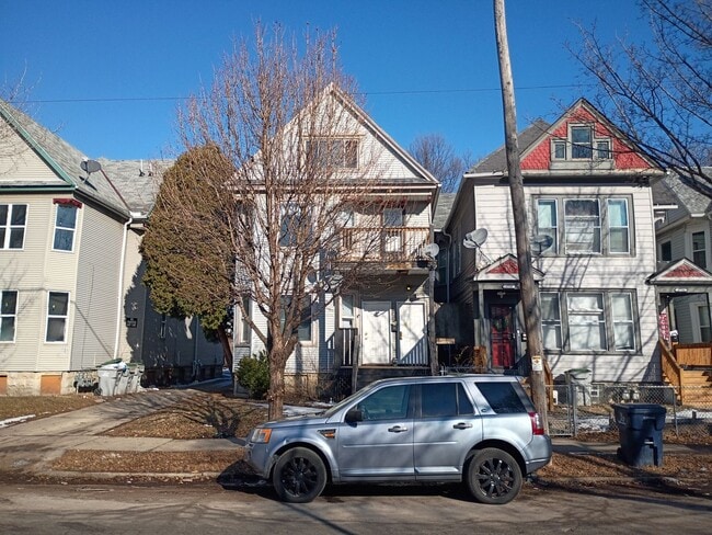 Building Photo - 1710wMineralM Unit 1710