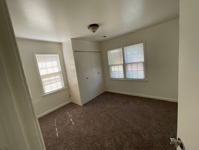 Photo - 3 bed, 1 bath, 1 car garage