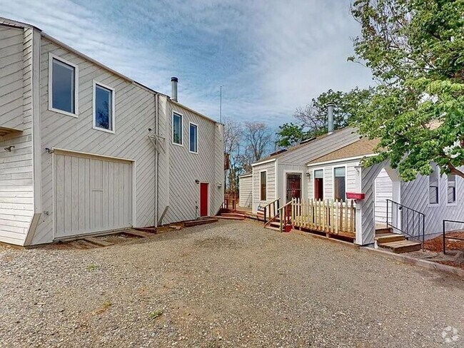 Building Photo - 1107 N Arthur St Rental
