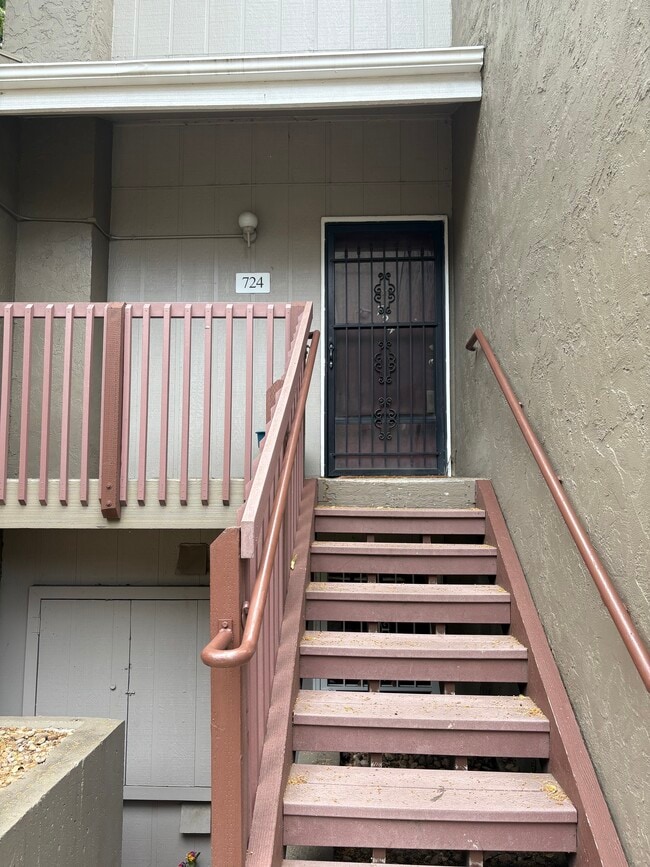 Building Photo - 5300 E Cherry Creek South Dr Unit 724 Rental
