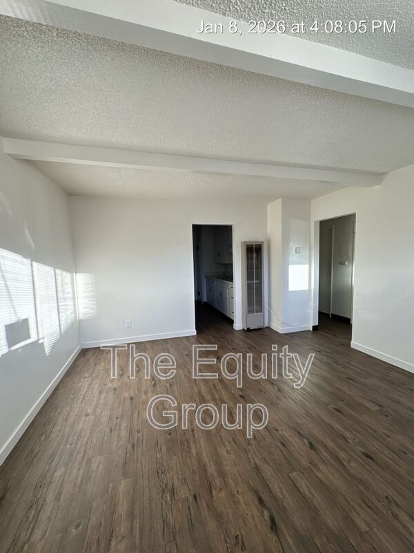 Photo - 513 E Myrtle Ave Unit B