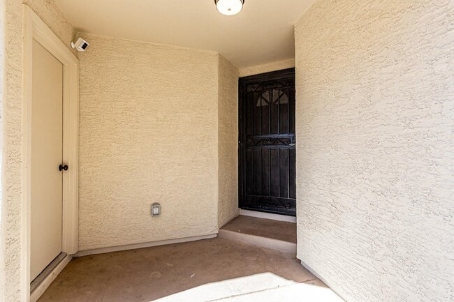 Photo - 1538 E Laurel Ave