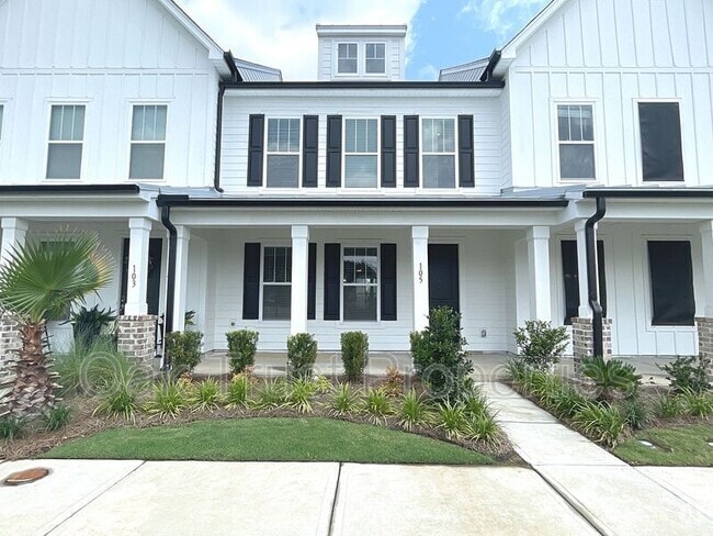 Building Photo - 105 Summer Tanager Dr Rental