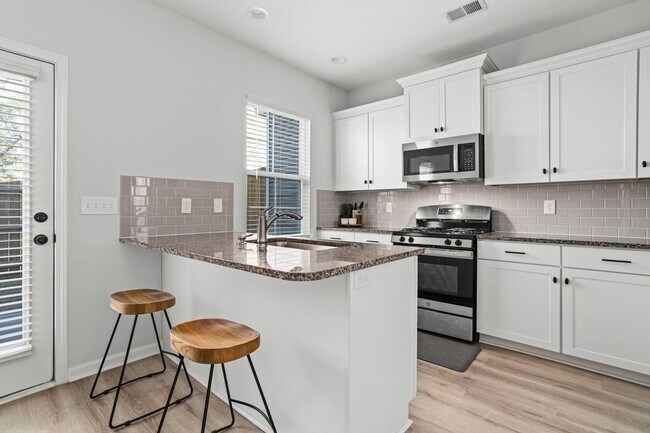 Photo - Charming 3BR Townhome in Columbia