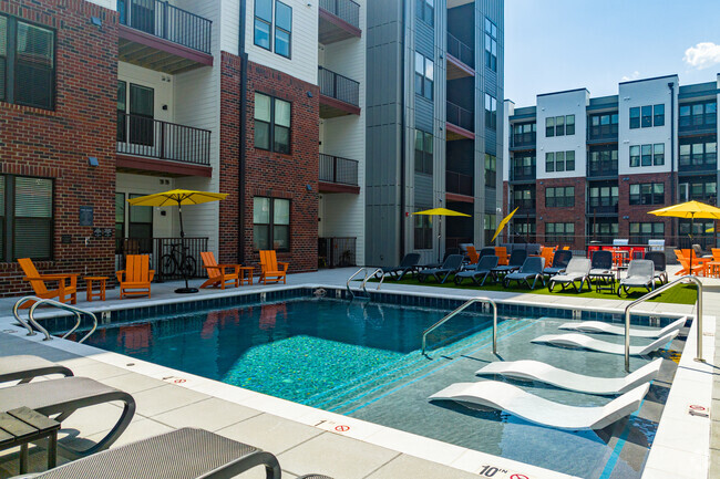 The Westbrook at Brewers Row Townhomes - The Westbrook at Brewers Row Townhomes