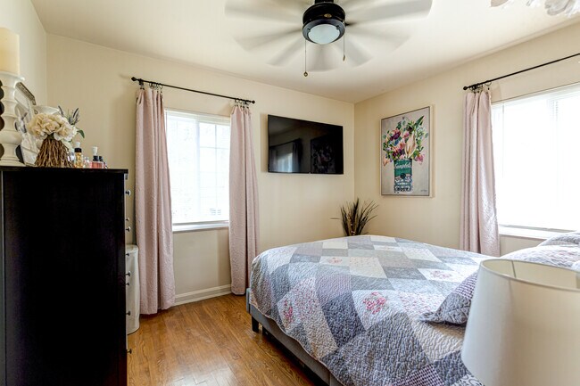 Parkview Apartments